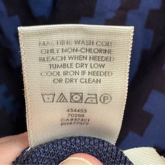 Women’s Ann Taylor Navy & Cobalt GeometricSleeveless Fit & Flare Dress, Large - Picture 4 of 6